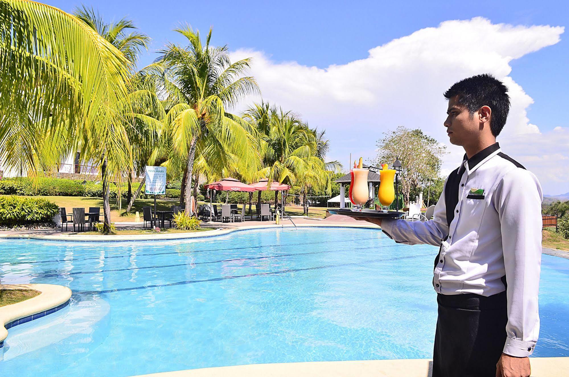 Thunderbird Resorts - Rizal Binangonan Esterno foto